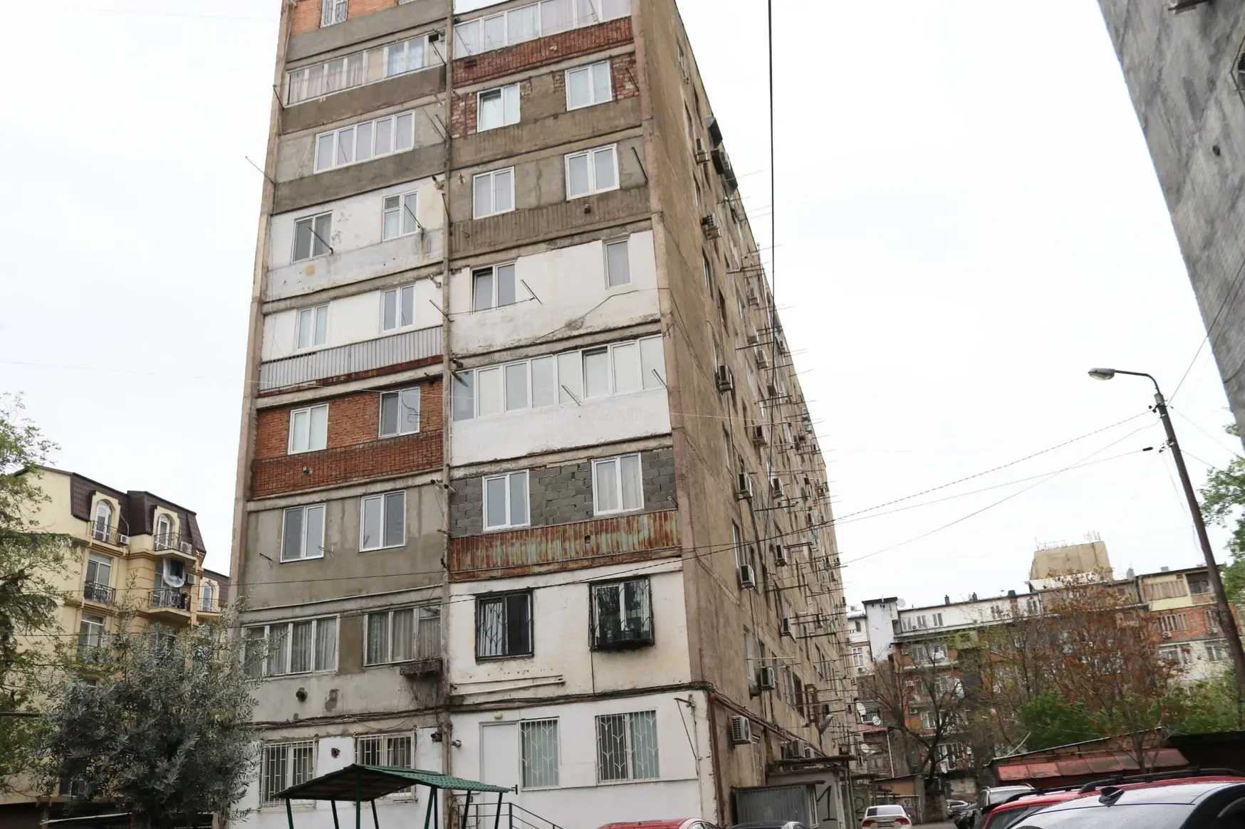 1-room apartment for rent on Marjanishvili Street, Chugureti, Tbilisi — building exterior
