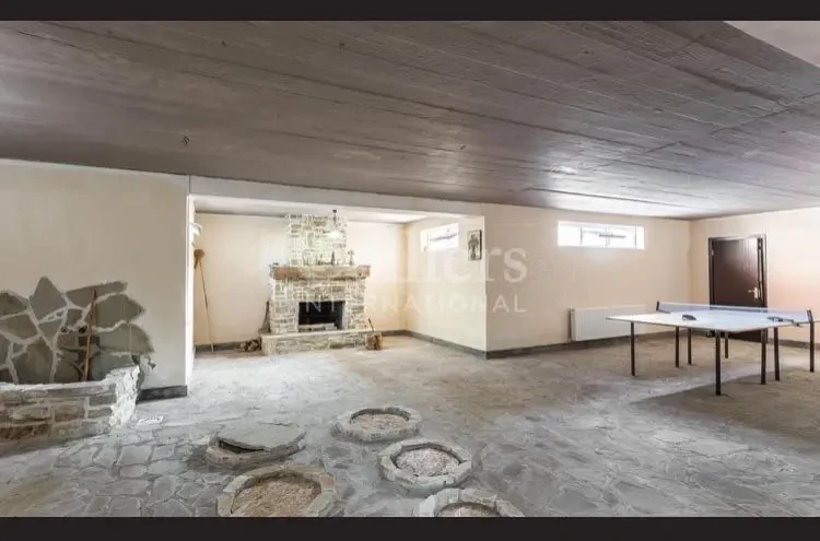 10-room house for rent on Dighmistsklis Street, Didi Dighomi, Tbilisi — basement recreation room