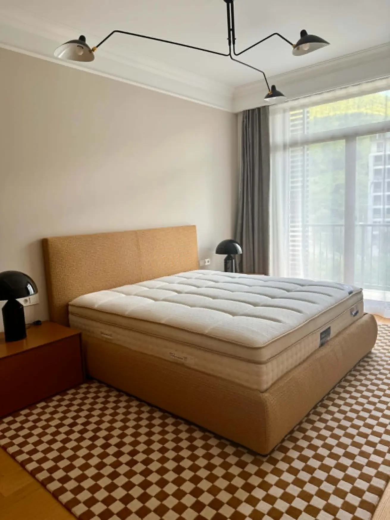2-room apartment for sale on Ilia Chavchavadze Avenue, Vake, Tbilisi - bedroom with double bed
