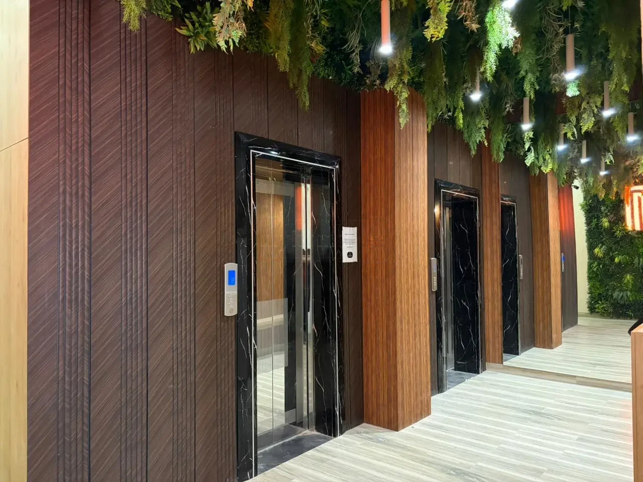 2-room apartment for sale on Politkovskaya Street 40a, Saburtalo, Tbilisi — elevator lobby of the new building