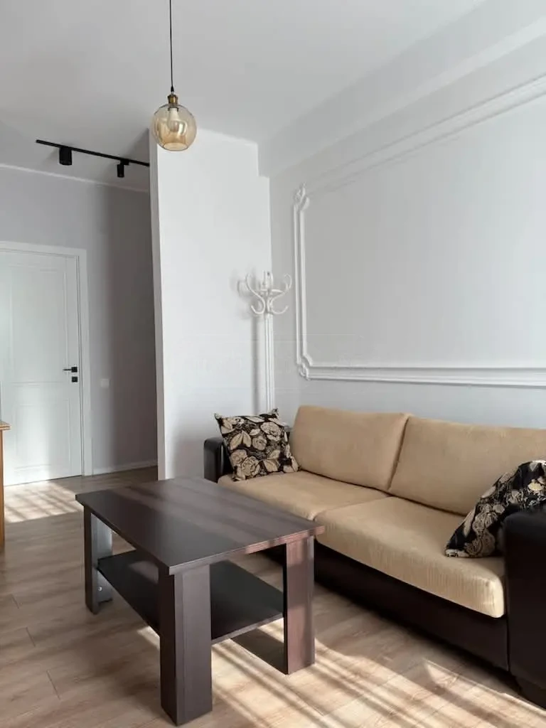 3-room apartment for rent on Chkondideli Street, Nadzaladevi, Tbilisi — living room seating area