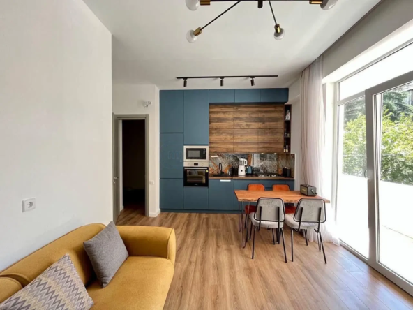 3-room apartment for sale on Chavchavadze Avenue, Vake, Tbilisi — open-plan living room and kitchen