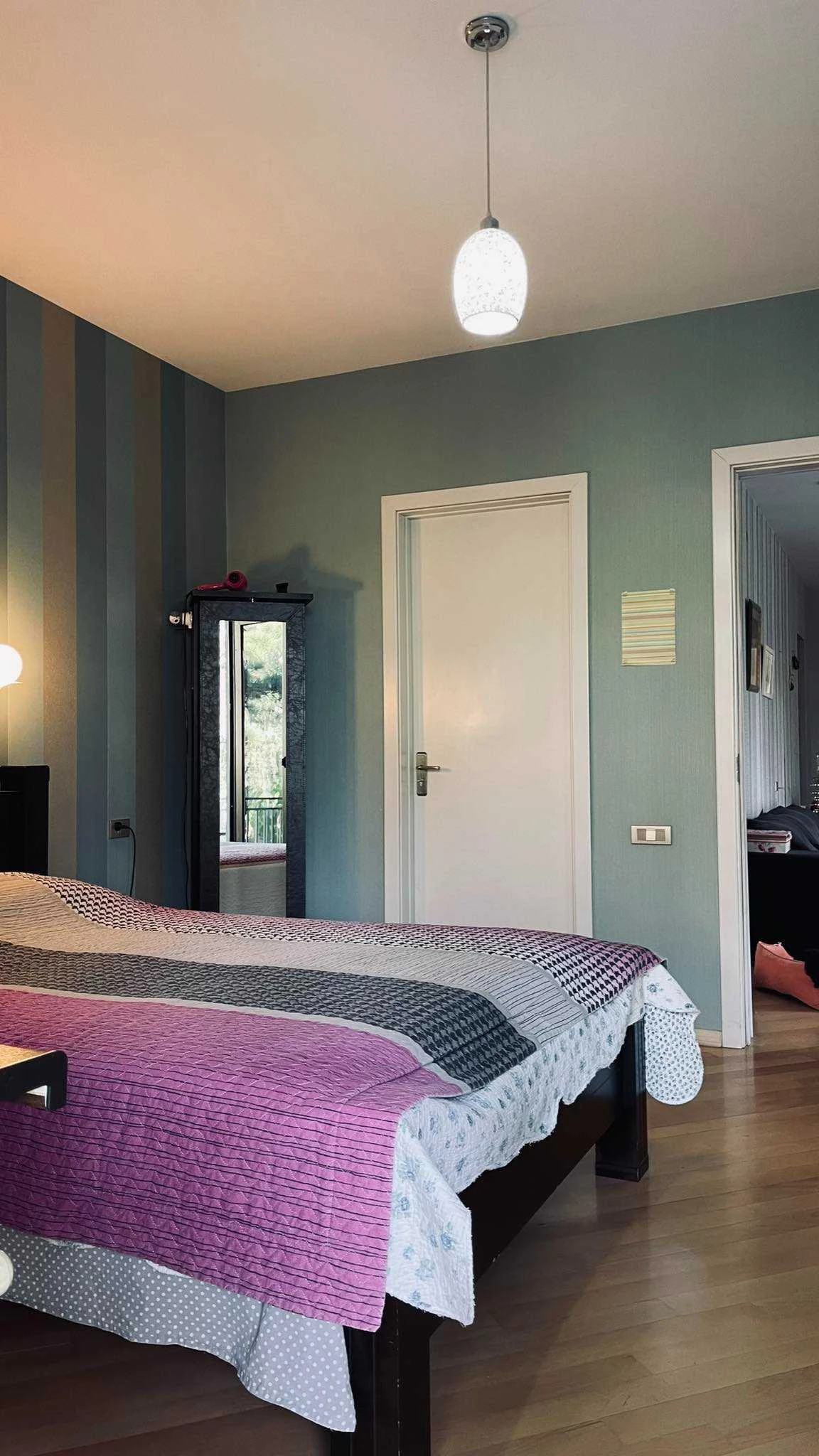 4-room apartment for rent on Titsian Tabidze Street 61, Vake, Tbilisi — master bedroom
