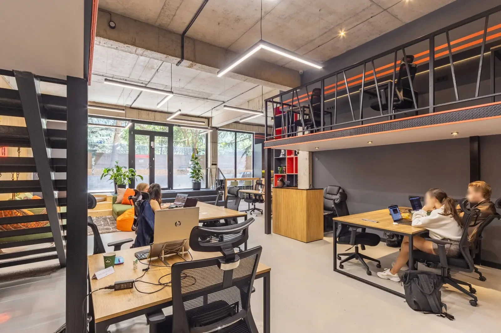 office space for rent on Politkovskaya Street (Jikia), Saburtalo, Tbilisi — open workspace with desks and mezzanine level