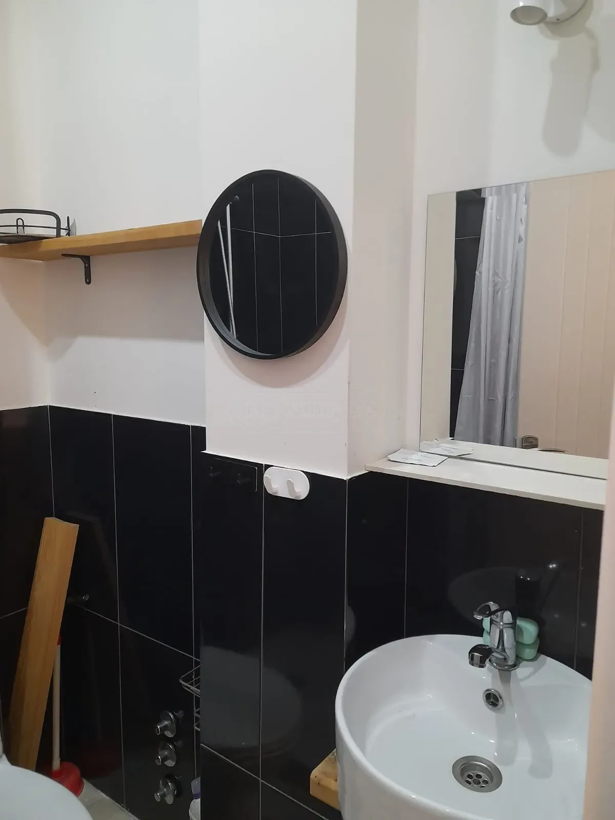 3-room apartment for rent on Tskneti Highway, Bagebi, Tbilisi — bathroom sink
